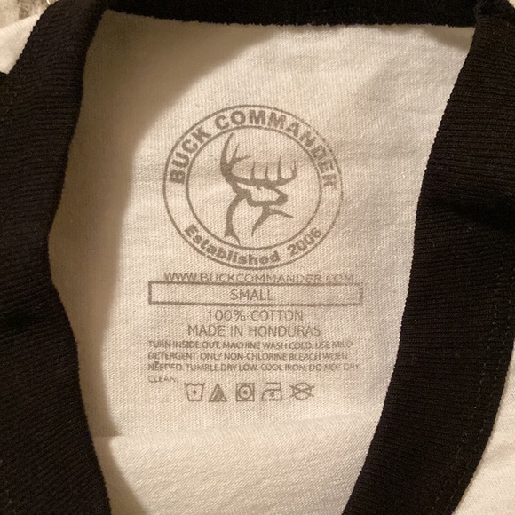 Buck Commander baseball top NWT - Picture 2 of 3